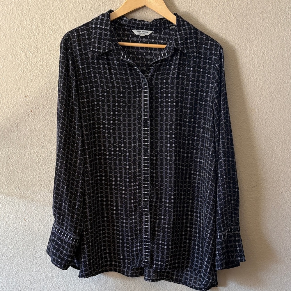 Max Studio 2X Black White Geometric Blouse Button Front Plus Size Top - Picture 2 of 10